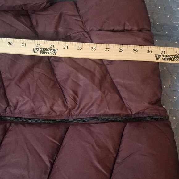 Big Chill Women's Deep Maroon Puffer Jacket size medium - Picture 6 of 6